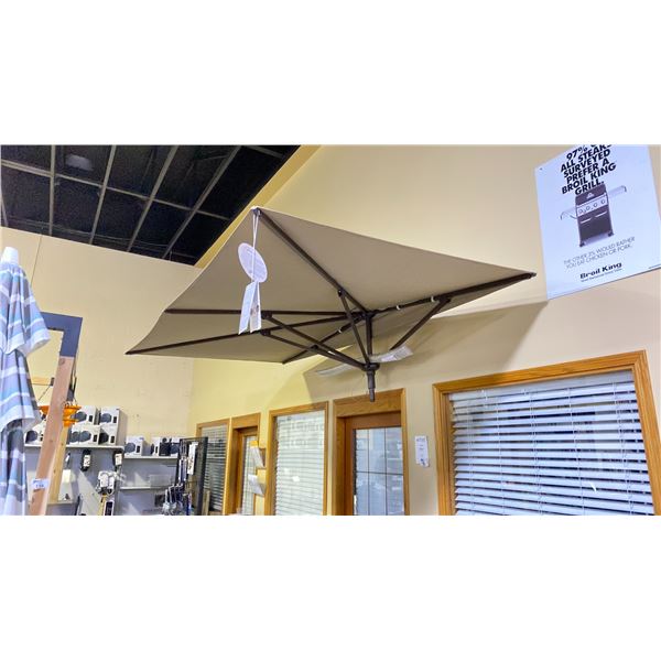 OBRAVA ENTRYWAY UMBRELLA. WOULD BE GREAT TO KEEP SUN FROM BEATING IN YOUR PATIO DOORS
