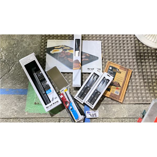GROUP LOT CAST IRON GRIDDLE, STEAK KNIVES, CARVING KNIFE, CEDAR STEAK BOARD, LARGE SPATULA, BBQ
