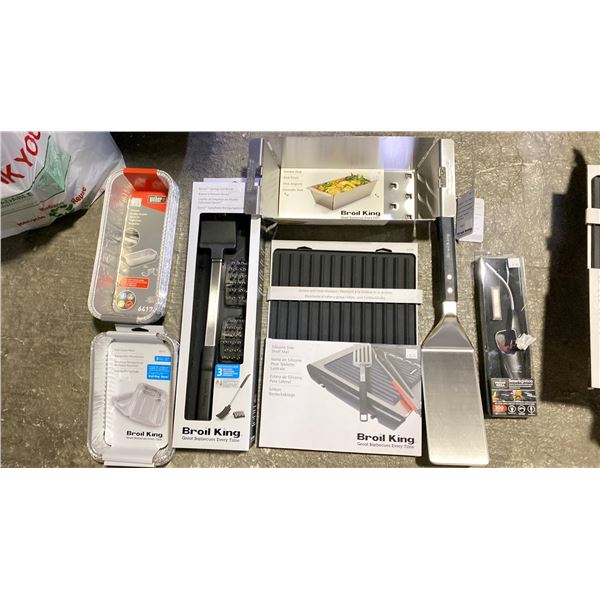 GROUP LOT WOK, CLEANING BRUSH, SILICONE SIDE SHELF MAT, LIGHTER, 3 PACKS FOIL PANS, LARGE SPATULA