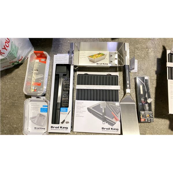 GROUP LOT WOK, CLEANING BRUSH, SILICONE SIDE SHELF MAT, LIGHTER, 3 PACKS FOIL PANS, LARGE SPATULA