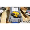 Image 2 : DEWALT 3 BEAM LASER POINTER MODEL DW083