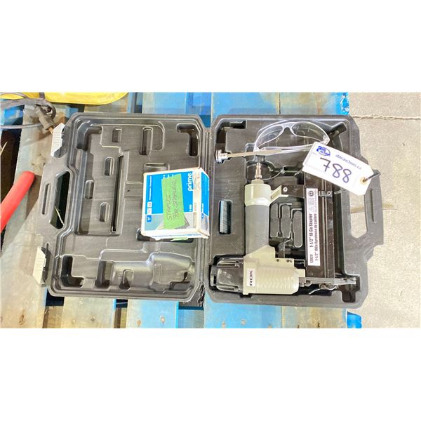 ROK 18 GAUGE STAPLER WITH A BOX OF 1" STAPLES