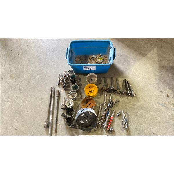 LARGE HOLE SAW KIT WITH BITS UP TO 6", INC EXTENSIONS