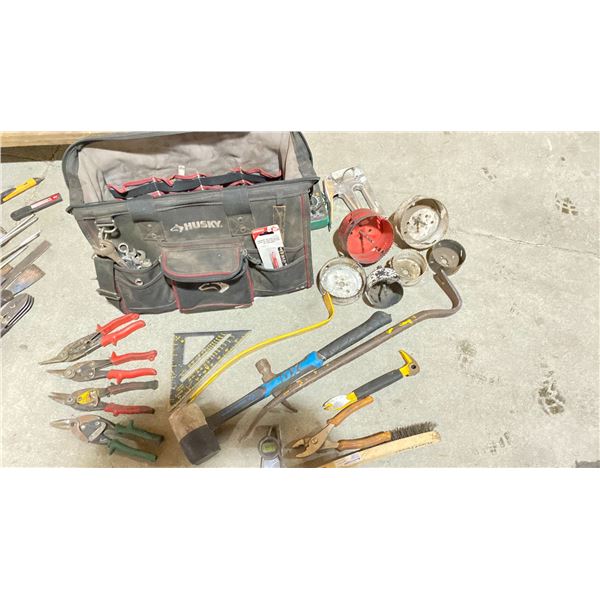 HUSKY TOOL BAG WITH ASST OF TOOLS. PRY BARS, HAMMERS, TIN SHEARS, STAPLER, HOLE SAW KIT
