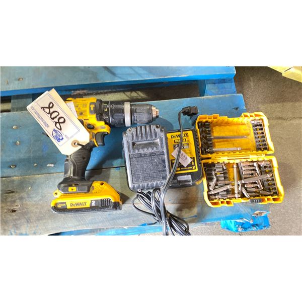 DEWALT SCREW GUN WITH CHARGER AND TWO BATTERIES AND BIT KIT