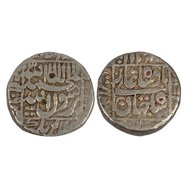 Shah Jahan, Silver Rupee, Surat Mint,AH 1062, legend in four lines on both sides (KM 222.13) 11.34g.