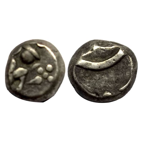 Madras Presidency (1764-1807 AD), Silver 2 Fanam, Obv: Standing diety Vishnu, Rev: Two interlinked C