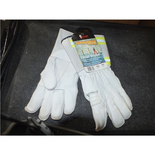 6 Pairs Of Work Gloves