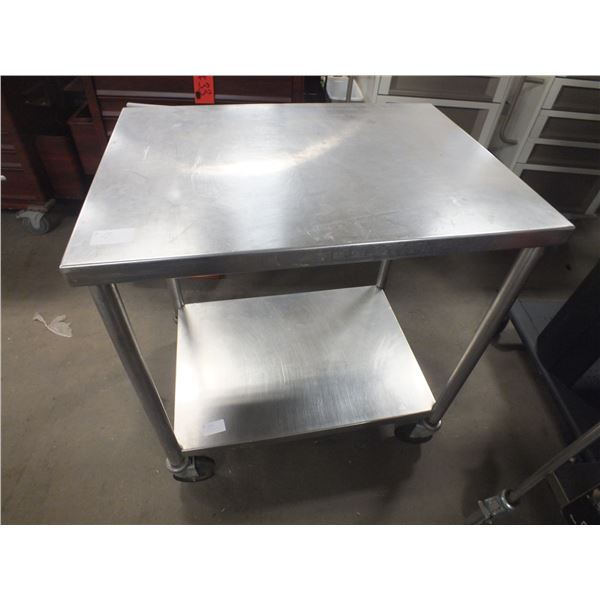 Stainless steel Table On Wheels