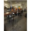 Image 1 : 2 IV Poles