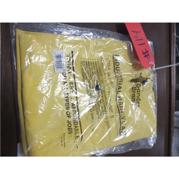 Gander 3pc Rain Suit