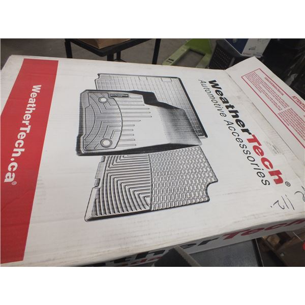 Weather-Tech Rear Floor Matts For 96-02 Toyota 4 Runner