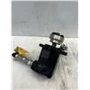 Image 1 : Eaton Vickers #V10 1S7S 1A20 Pump
