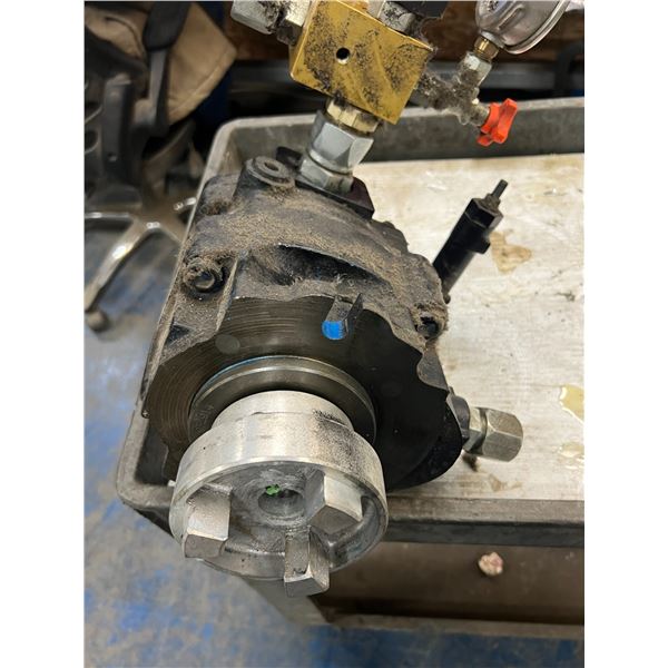 Vickers ? Hydraulic Pump - No Tag