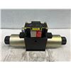 Image 1 : Parker #D3W4CVJCF56 Hydraulic Valve