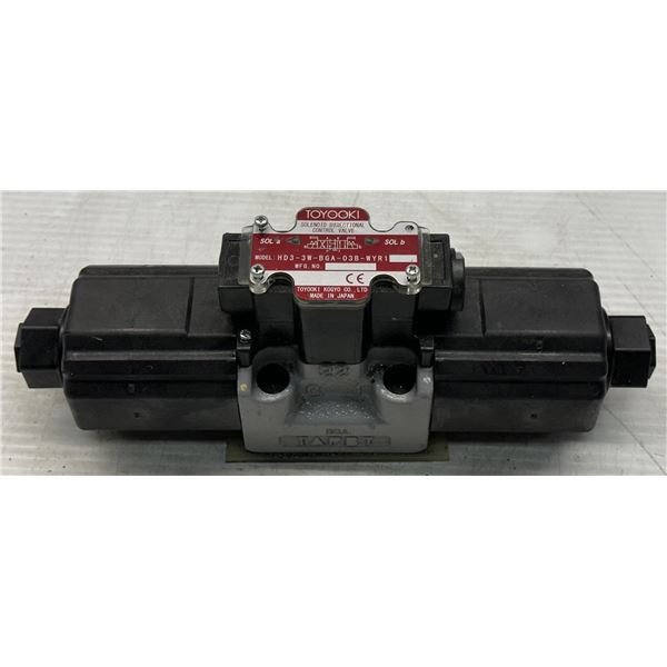Toyooki Kogyo #HD3-3WBGA-03B-WYR1 Hydraulic Valve
