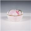 Image 4 : Elvira Porcelain Heart-Shaped Parakeets Trinket Box