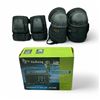 Image 1 : Jin Kang Crank/ Solar AM/ FM Radio and Pair of Elbow and Knee Pads