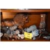 Image 1 : ANIMAL STATUARY (15 PCS)