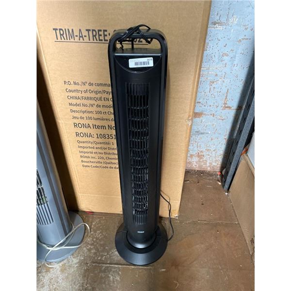 Seville Classics Oscillating Tower Fan with Model CLSN 420