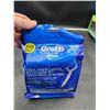 Image 2 : Oral-B Glide Ultra Deep Clean Floss Picks 300-Count