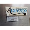 Image 3 : Avantco SCL2 Refrigerated Sandwich Prep Table with Stainless Steel Finish
