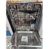 Image 3 : Samsung Built-in Stainless Steel 24-Inch Dishwasher with Third Rack