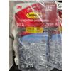 Image 2 : 3M Command Mini Hooks 0.5 lb Capacity Value Pack Set of 6 x 18 Pieces