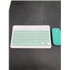 Image 1 : Wireless Keyboard and Mouse Set Model K350 with USB Receiver