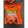 Image 2 : Lot of 5 Reese’s Minis 210g Bags of Chocolate Candy