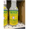 Image 2 : Mrs. Meyer’s Clean Day Multi-Surface Everyday Cleaner,  Honeysuckle 5 x 473ml
