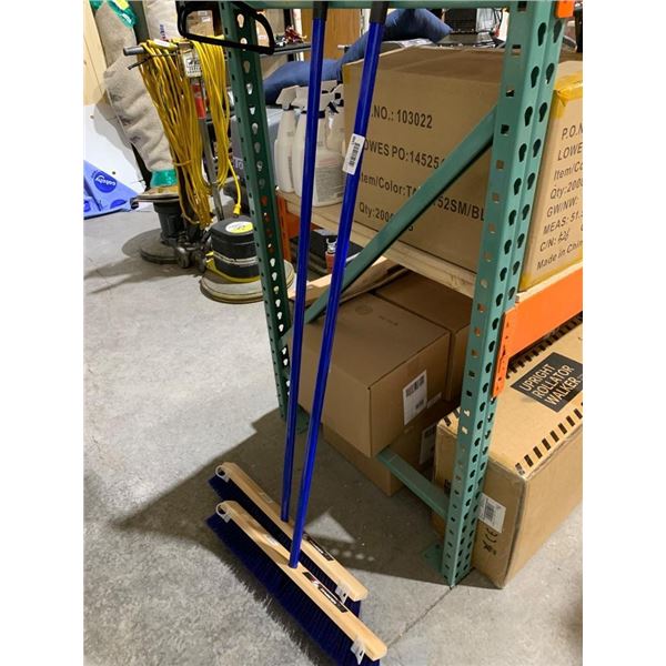 Mann 24-Inch Push Broom with Handle Set