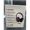 Image 3 : Wireless Over-Ear Headphones with Built-in Microphone – 20H Usage Time