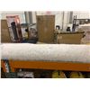 Image 2 : Rectangular White Shaggy Area Rug