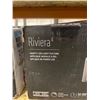Image 3 : Riviera Vanity LED Light Fixture with Adjustable Settings