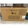 Image 2 : LG LMV1751ST 1.7 Cu. Ft. 900W Over-the-Range Microwave Oven