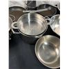 Image 3 : Assorted Kitchen Ware