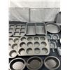 Image 3 : Assorted Bakeware