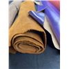 Image 5 : Assorted Leather Pieces