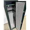 Image 5 : Stack On Safe - With Combination
