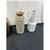 Image 5 : Assorted Vases