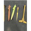 Image 3 : Assorted Letter Openers