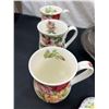 Image 2 : Assorted Decorative China & Pottery
