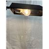 Image 3 : Adjustable Table Lamp