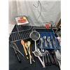 Image 2 : Kitchen Starter Lot