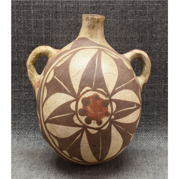 LAGUNA/ACOMA POTTERY CANTEEN