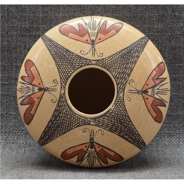 HOPI POTTERY VASE (JT NAMPEYO)