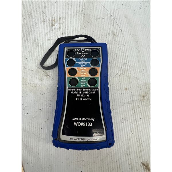 DSD CONTROLS #1812-433-24-8P Wireless Pushbutton Station