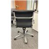 Image 3 : 4 ULINE BLACK LEATHER/CHROME FINISH OFFICE CHAIRS