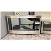 Image 2 : PANASONIC NN-ST681S STAINLESS STEEL MICROWAVE, OSTER STAINLESS STEEL TOASTER OVEN, KALORIK